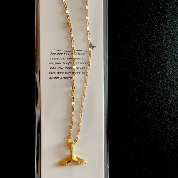 Necklace - Picture 4 of 4